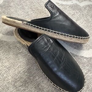 New Michael Kors Slides in Size 6!